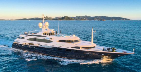 Benetti Yacht ANDIAMO - Running