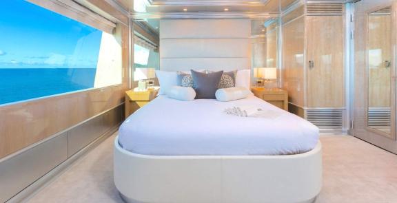 VIP Cabin Upper Deck