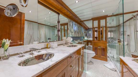 Master Ensuite