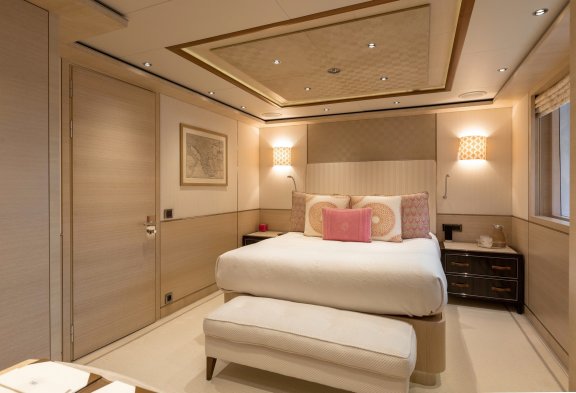 BATON ROUGE Upper Deck VIP Cabin 2