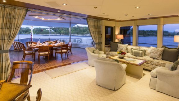 Image of BLUE MOON yacht #11