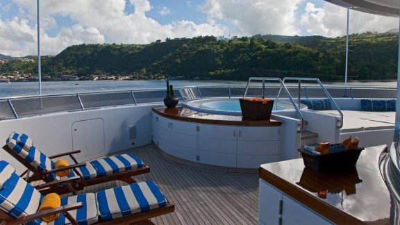 Image of BLUE MOON yacht #6