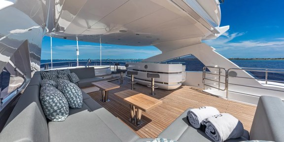 CAPTAIN MORGAN III Luxury Charter Yacht Sunseeker 131 Yacht Sun Deck Seating
