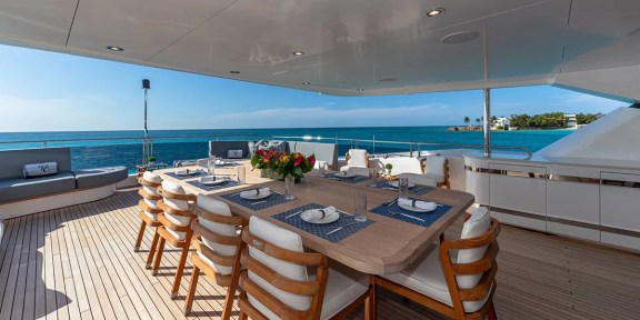 CAPTAIN MORGAN III Luxury Charter Yacht Sunseeker 131 Yacht Sun Deck Dining