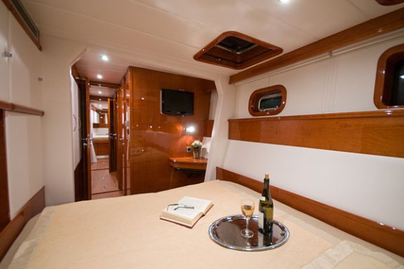 Catsy - Forward Guest Cabin