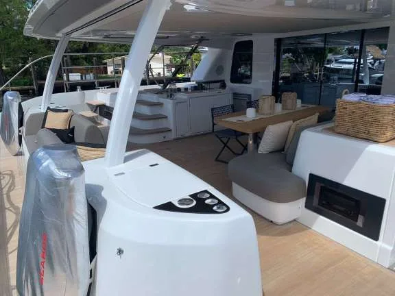 Image of C’EST LA VIE yacht #10