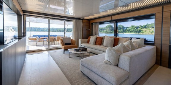 DATE NIGHT Luxury Yacht Charter Ferretti 920 Saloon seating