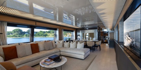 DATE NIGHT Luxury Yacht Charter Ferretti 920 Saloon