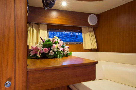 Hylas DESTINY Cabin detail