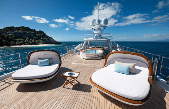 Sundeck With Jacuzzi