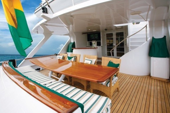 The 35m Yacht EL JEFE