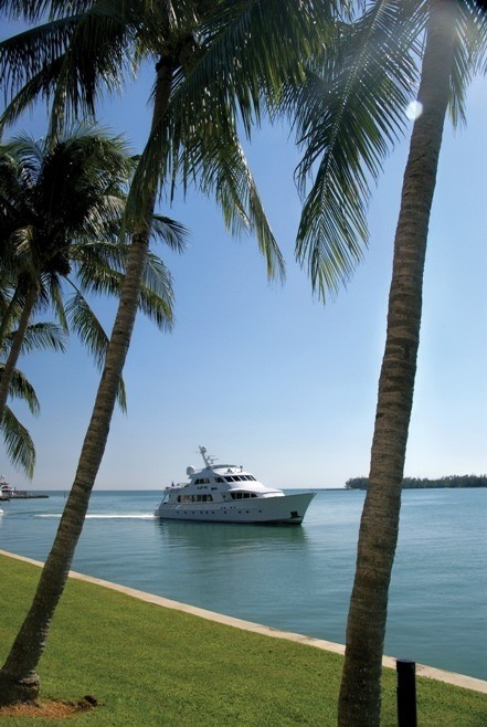 The 35m Yacht EL JEFE