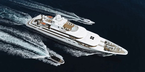 EMIR Luxury Cruisser Charter Golden Yachts 82M Conversions Cruissing