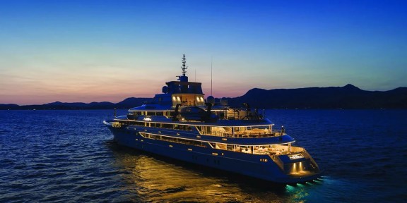 EMIR Luxury Cruisser Charter Golden Yachts 82M Conversions Night view