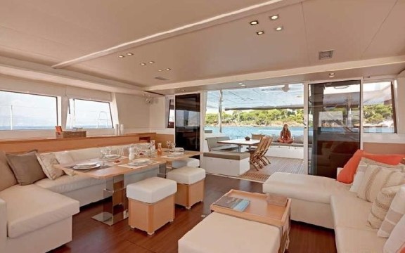 The 19m Yacht ENIGMA