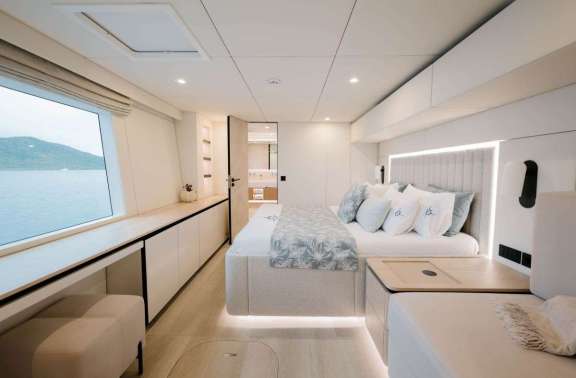 Image of ENTRE4 yacht #6