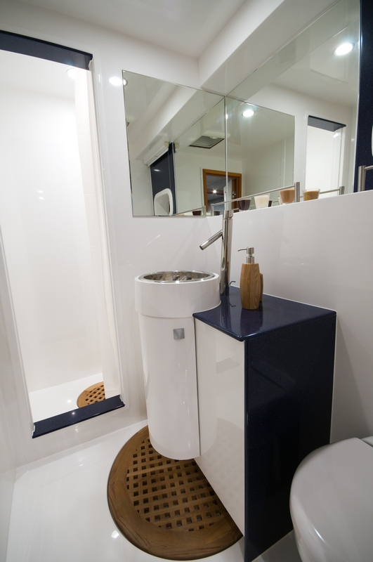 Mamma Mia - Bathroom