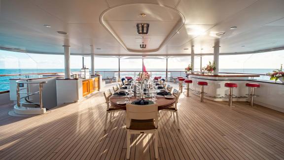 Bridge Al Fresco Dining