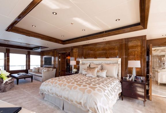 INVICTUS Master Cabin