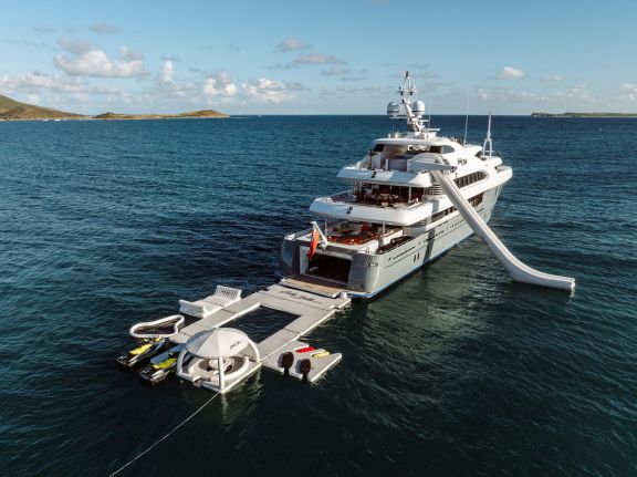 Image of LADY BETH yacht #48