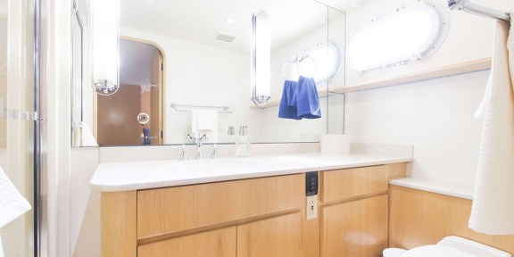 LADY SHARON GALE Custom 34M Yacht For Charter (16)