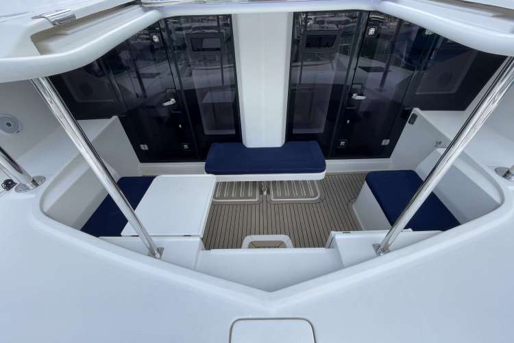 Starboard maindeck guest queen suite