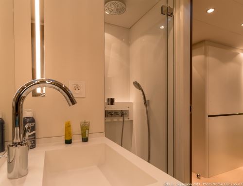 Sail Yacht LEO - Guest Ensuite