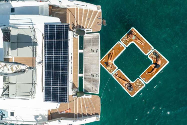 The floating sun island is always a hit!