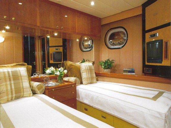 The 35m Yacht MANUTARA