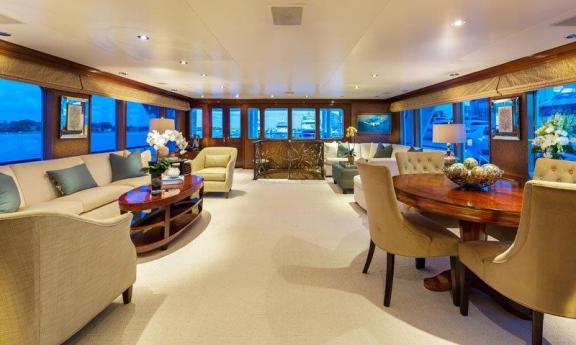 Motor Yacht GRAVITAS - Salon