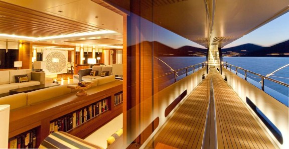 Yacht MARY JEAN II By ISA - Side Deck