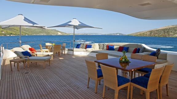 Yacht MARY JEAN II By ISA - Aft Deck Seating