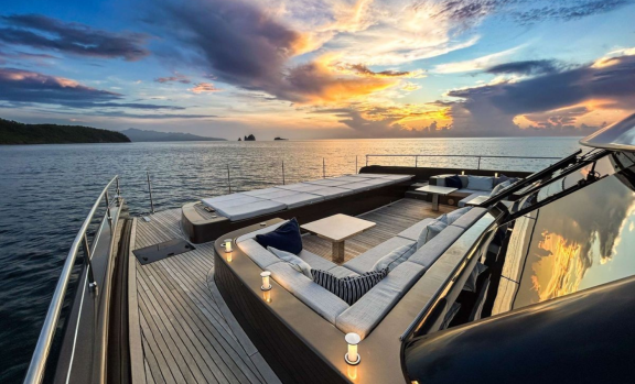 Open Sundeck Relaxation Area