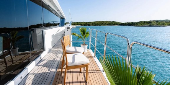 NORMA JEAN Luxury Charter Yacht Palmer Johnson PJ150 Balcony