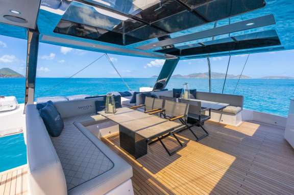 Image of Perfect Moon yacht #5
