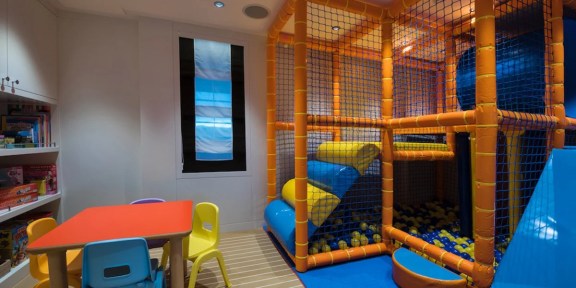 QUEEN MIRI Luxury Charter Super Yacht Neorion 92M Custom Play Room