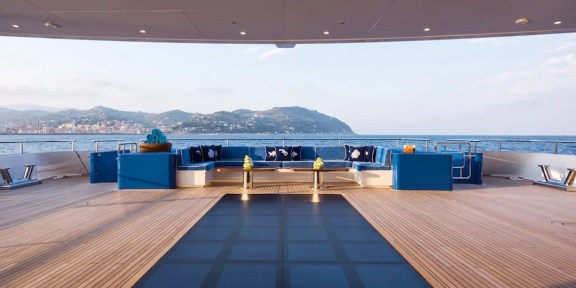 QUEEN MIRI Luxury Charter Super Yacht Neorion 92M Custom Aft Deck