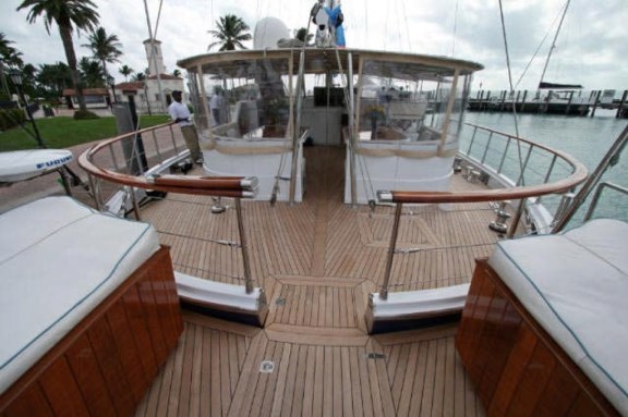 Yacht QUEEN SOUTH III - Aft Deck looking forward