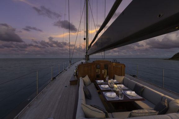 The 39m Yacht RAINBOW