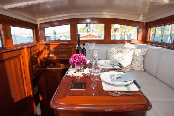 RAINBOW - Deck house