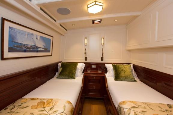 RAINBOW - Twin cabin