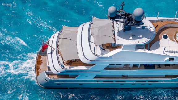 Image of REVERIE yacht #10