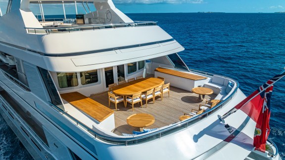 Image of REVERIE yacht #11