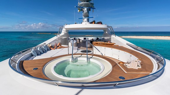 Image of REVERIE yacht #13