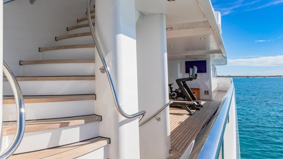 Image of REVERIE yacht #21