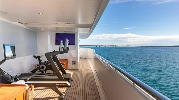 Image of REVERIE yacht #22