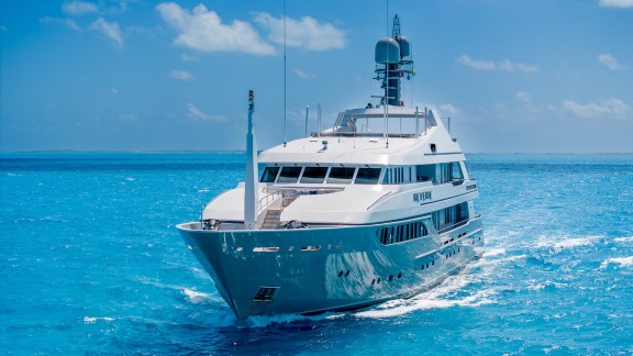 Image of REVERIE yacht #3