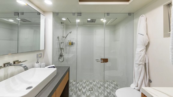 Image of REVERIE yacht #67