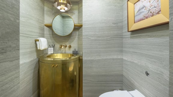 Image of REVERIE yacht #69