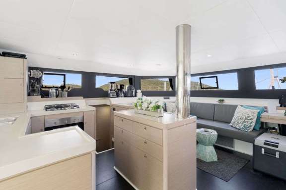 Image of Serenity yacht #5
